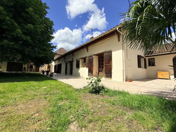 ST CHRISTOLY MAISON 3 CHAMBRES SUR 7400M² DE TERRAIN Saint-Christoly-de-Blaye (33920)