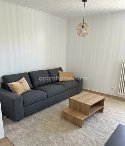 THIONVILLE - APPARTEMENT 5 PIÈCES AVEC 3 CHAMBRES ! BALCON ET PARKING ! EXCELLENTES PRESTATIONS !