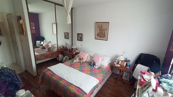 Sur 900 m² de terrain pavillon évolutif, double garage