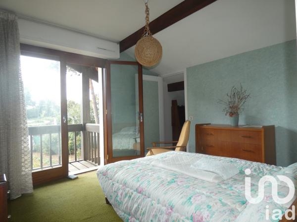 Maison 7 pièces de 132 m² à Narrosse (40180)