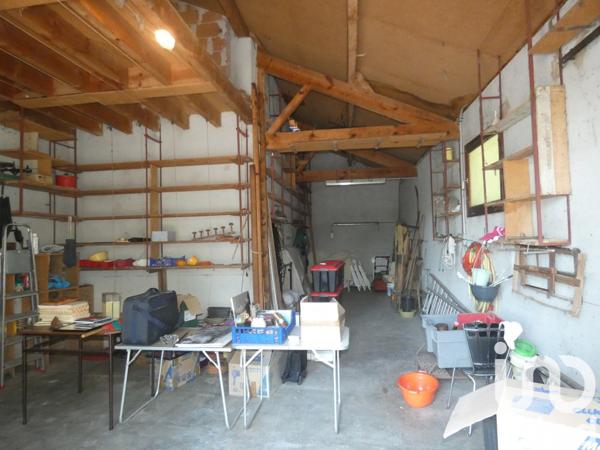 Maison 7 pièces de 132 m² à Narrosse (40180)