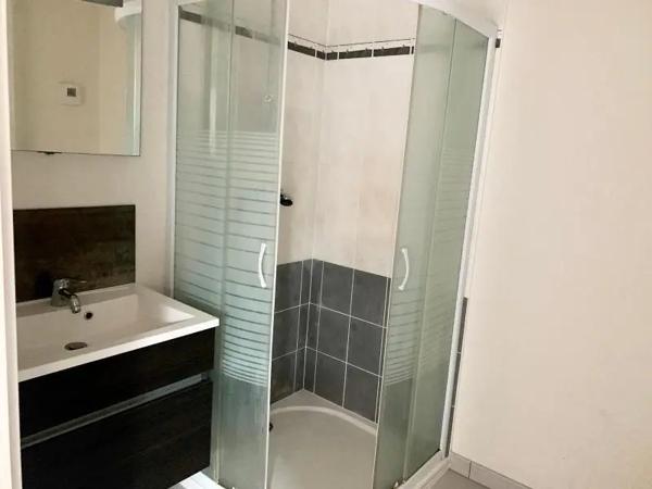 Appartement à louer 1 pièce 26m²