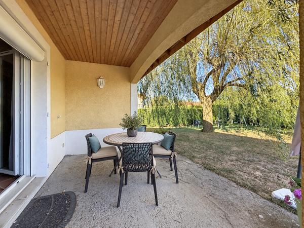 Villars-les-Dombes – Maison familiale avec piscine, au calme face à la campagne