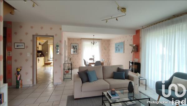 Maison à vendre 5 pièces 135 m² Geneuille