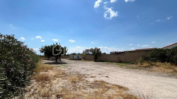 Terrain de 1 726 m²