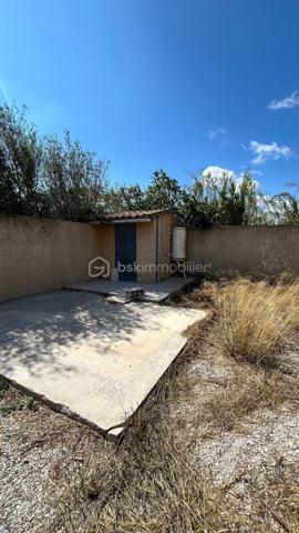 Terrain de 1 726 m²