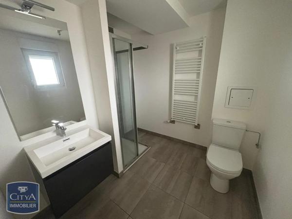 Appartement à louer 1 pièce 32.43m²