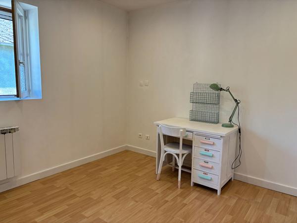 St Genix les Villages charmante dauphinoise sur large parcelle