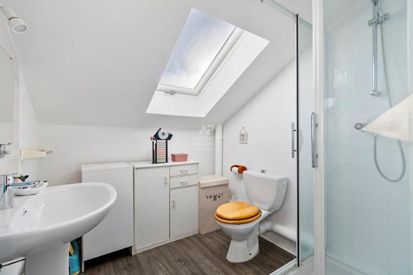 Maison Saint Germain En Laye 8 pièce(s) 845 000 € **  - Référence  18522
