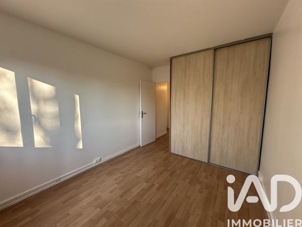Location appartement 3 pièces 65 m² Évry