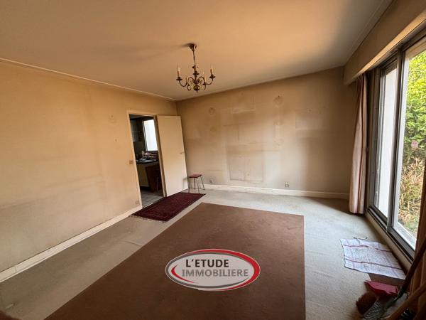Rond Point Vannes : Appartement de près de 200 m² habitables avec une pièce de vie de plus de 72 m²