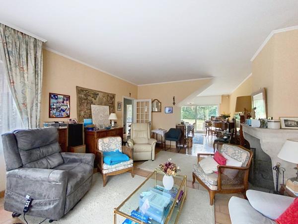 Maison individuelle 4 chambres + 2 bureaux, garage, jardin ARMENTIERES