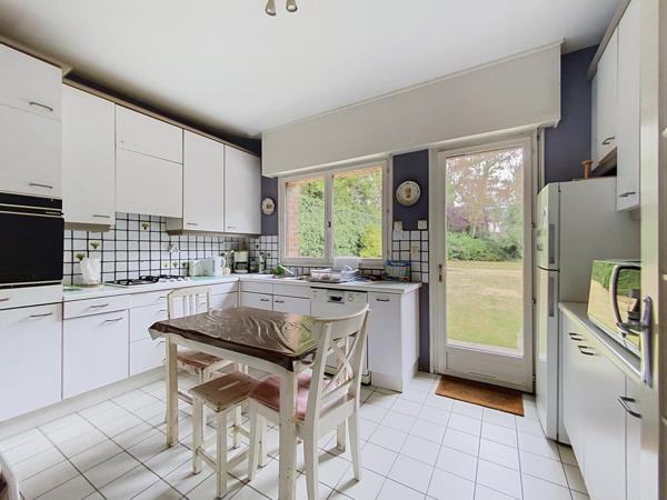 Maison individuelle 4 chambres + 2 bureaux, garage, jardin ARMENTIERES