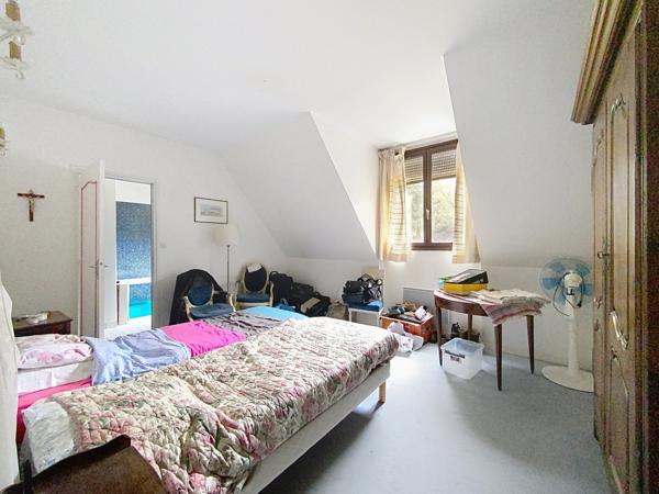 Maison individuelle 4 chambres + 2 bureaux, garage, jardin ARMENTIERES