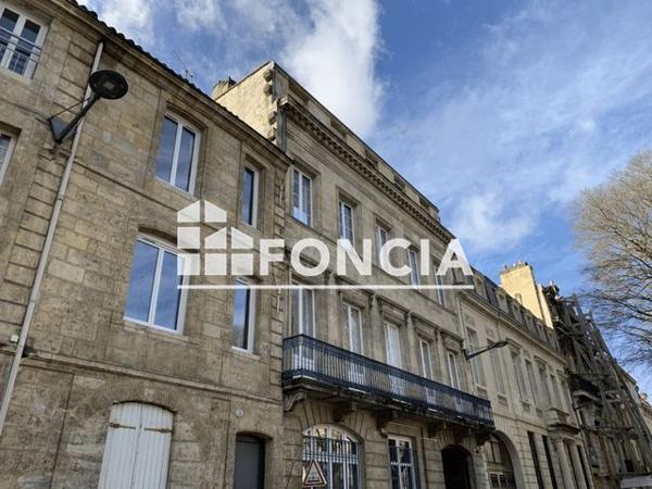 Location Studio meublé 20.68 m² - 12 PLACE CHARLES GRUET Bordeaux 33000