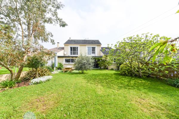 Magnifique maison sur les hauteurs d'Epône