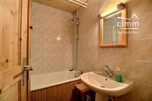 A VENDRE CHAMONIX (74400) APPARTEMENT REZ-DE-JARDIN T2Bis.