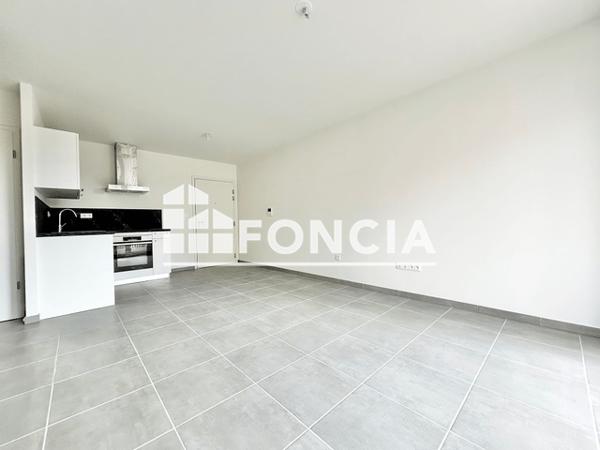 Location Appartement 2 pièces 41.6 m² - 72 BIS RUE AUX ARENES Metz - Sablon 57000