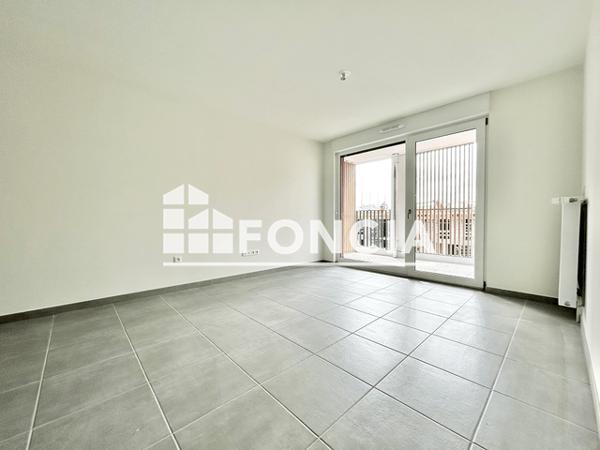 Location Appartement 2 pièces 41.6 m² - 72 BIS RUE AUX ARENES Metz - Sablon 57000