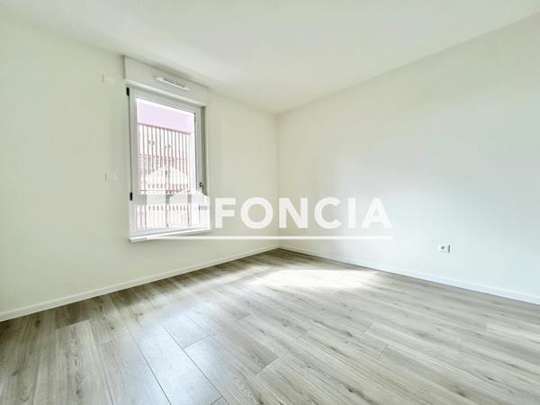 Location Appartement 2 pièces 41.6 m² - 72 BIS RUE AUX ARENES Metz - Sablon 57000