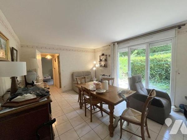 SAINT MARTIN BOULOGNE

Notre Service Immobilier vous propose cet appartement située en Rez-de...