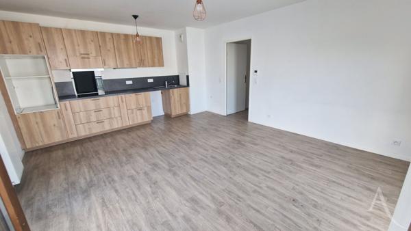 Appartement F3 à Mantes La Ville 2 chambres et parking en sous-sol