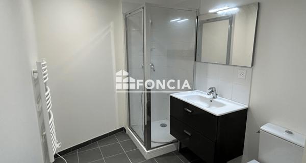 Location Appartement 4 pièces 81.34 m² - Poitiers 86000