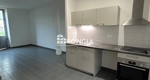 Location Appartement 4 pièces 81.34 m² - Poitiers 86000