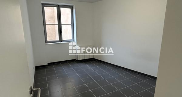 Location Appartement 4 pièces 81.34 m² - Poitiers 86000