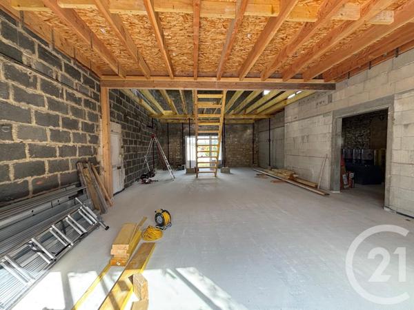 Maison à vendre  8 pièces - 250 m2 RUELLE SUR TOUVRE - 16