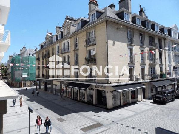 Location Studio 29.61 m² - 16/18 RUE DE STRASBOURG Caen 14000