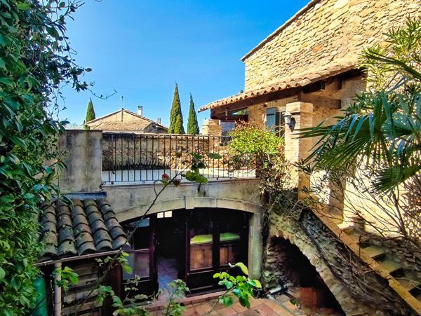 Maison de village de caractère cour, terrasses et jardin - Montmoirac Saint christol les ales