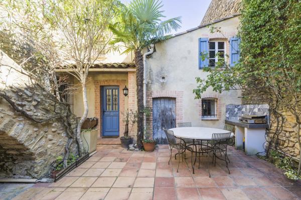 Maison de village de caractère cour, terrasses et jardin - Montmoirac Saint christol les ales