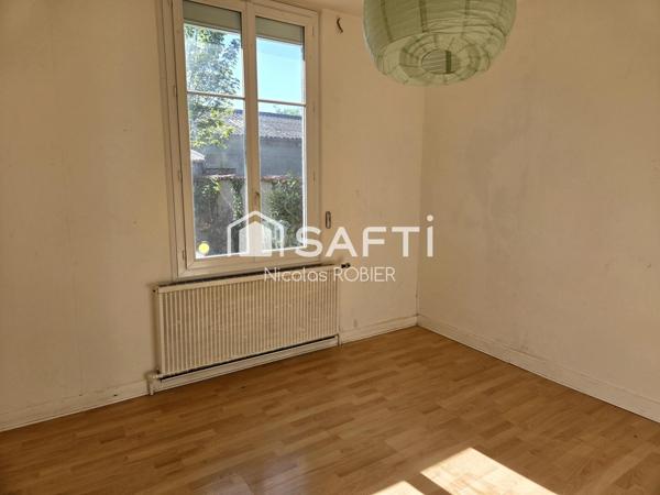 Plain pied deux chambres jardinet et cave proche gare !