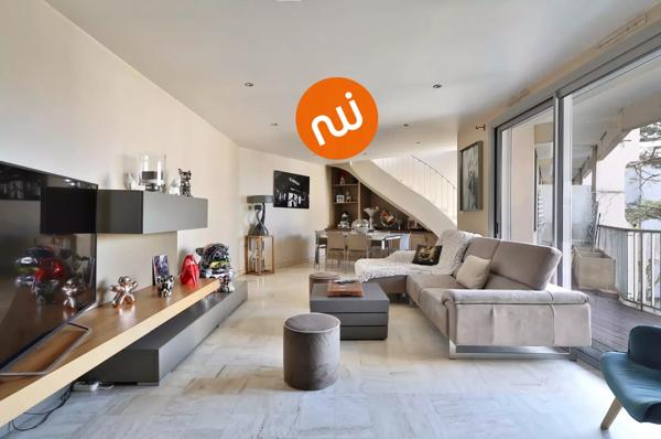 HORLOGE - DERNIER ETAGE - Appartement T5 - 143m² - Terrasse