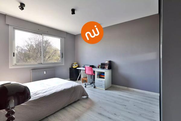 HORLOGE - DERNIER ETAGE - Appartement T5 - 143m² - Terrasse