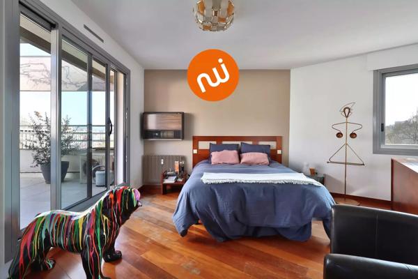 HORLOGE - DERNIER ETAGE - Appartement T5 - 143m² - Terrasse