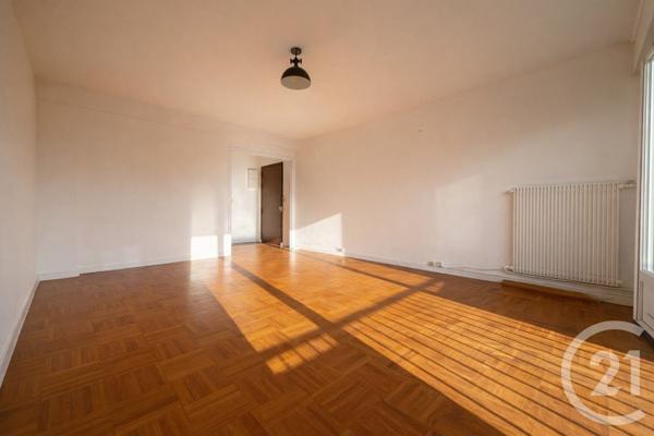 Appartement F3 à vendre  3 pièces - 65,70 m2 ST MAUR DES FOSSES - 94