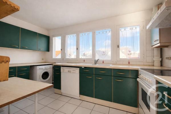 Appartement F3 à vendre  3 pièces - 65,70 m2 ST MAUR DES FOSSES - 94