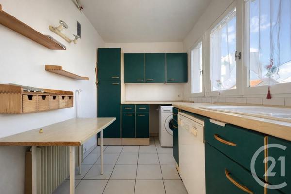 Appartement F3 à vendre  3 pièces - 65,70 m2 ST MAUR DES FOSSES - 94