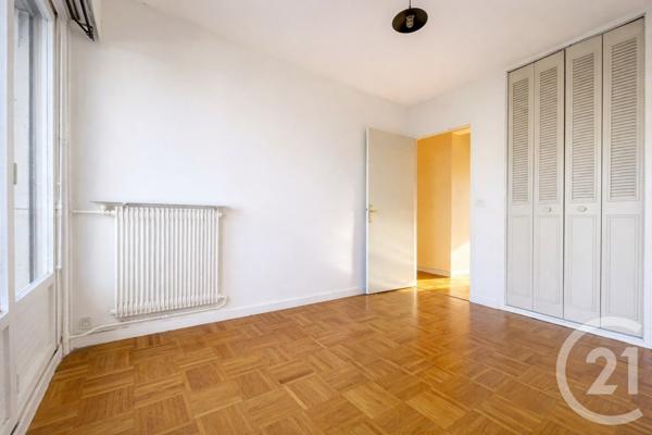 Appartement F3 à vendre  3 pièces - 65,70 m2 ST MAUR DES FOSSES - 94