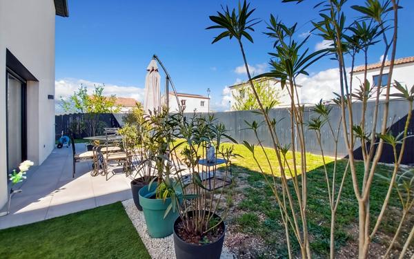 Maison à vendre    4 pièces •  Pomérols