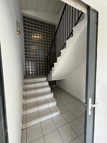 Local d'activités/Entrepôt avec bureaux