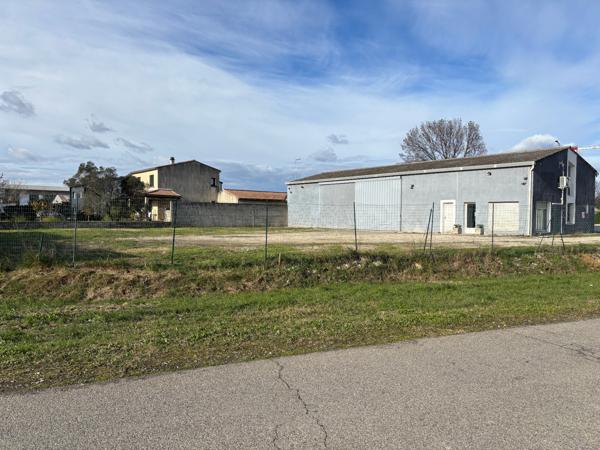 Local d'activités/Entrepôt avec bureaux