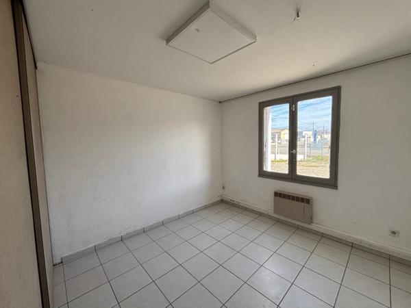 Local d'activités/Entrepôt avec bureaux