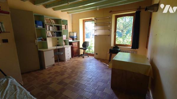 MAISON ANCIENNE AVEC DEPENDANCE