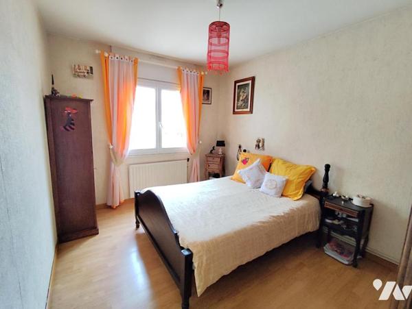 Place Bichon - 3 pièces - 2 chambres - Balcon - Garage - Cave