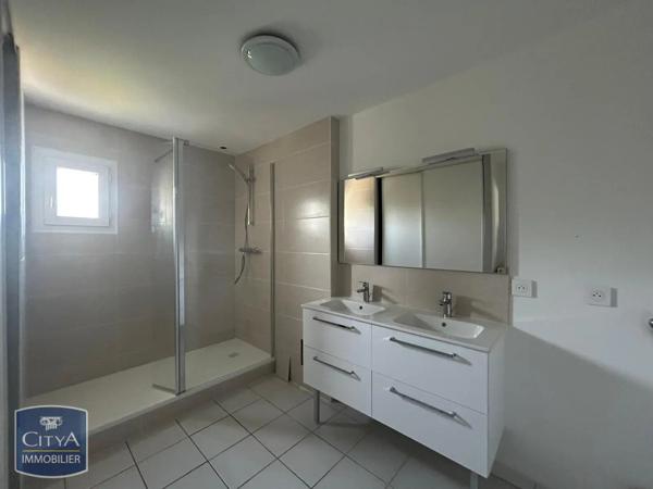 Maison à louer 4 pièces 85m² Montauban-de-Bretagne (35360)