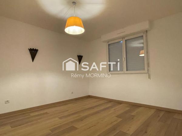 ? Nouveauté à ne pas manquer ! Découvrez cette belle maison de 95 m² entièrement rénovée,  jardin exposé plein Sud.