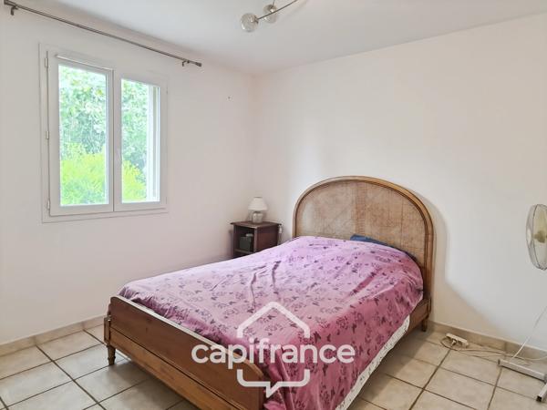 Maison à vendre 4 pièces ROQUEMAURE (30)-107m²-terrain 1540m² avec piscine et grand garage